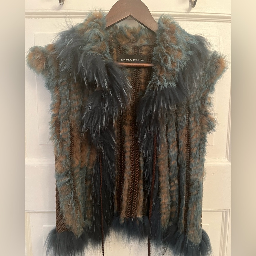 Women's Fur Vest - Blue and Brown